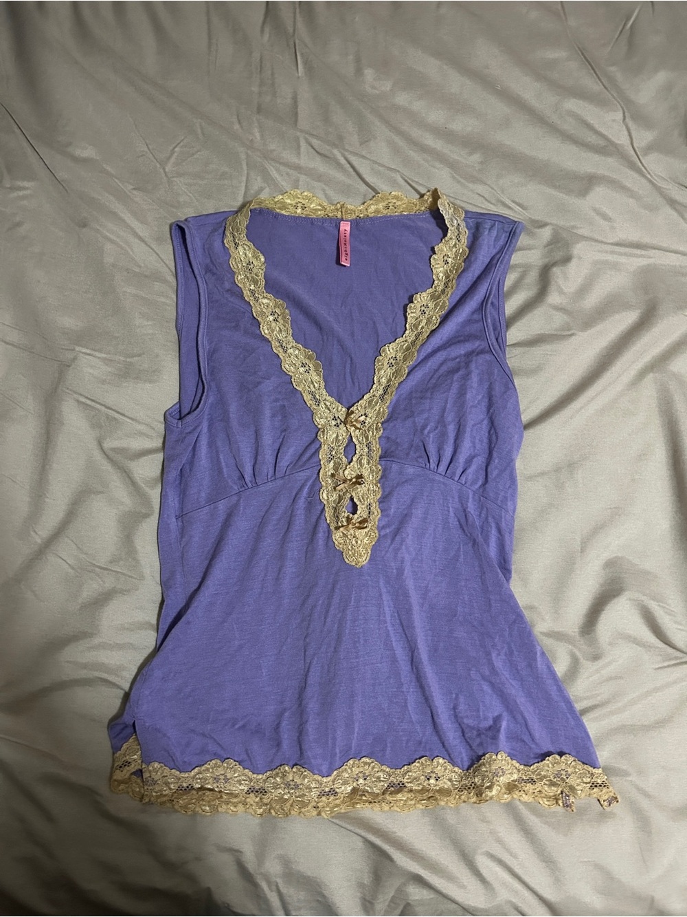 Sleeveless Purple Lace-Trim V-Neck Tank Top